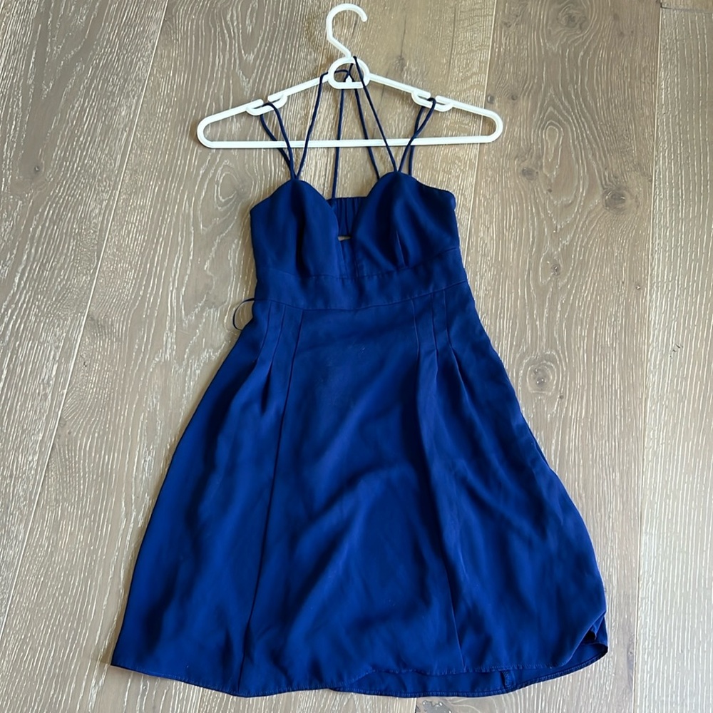Young girl dress